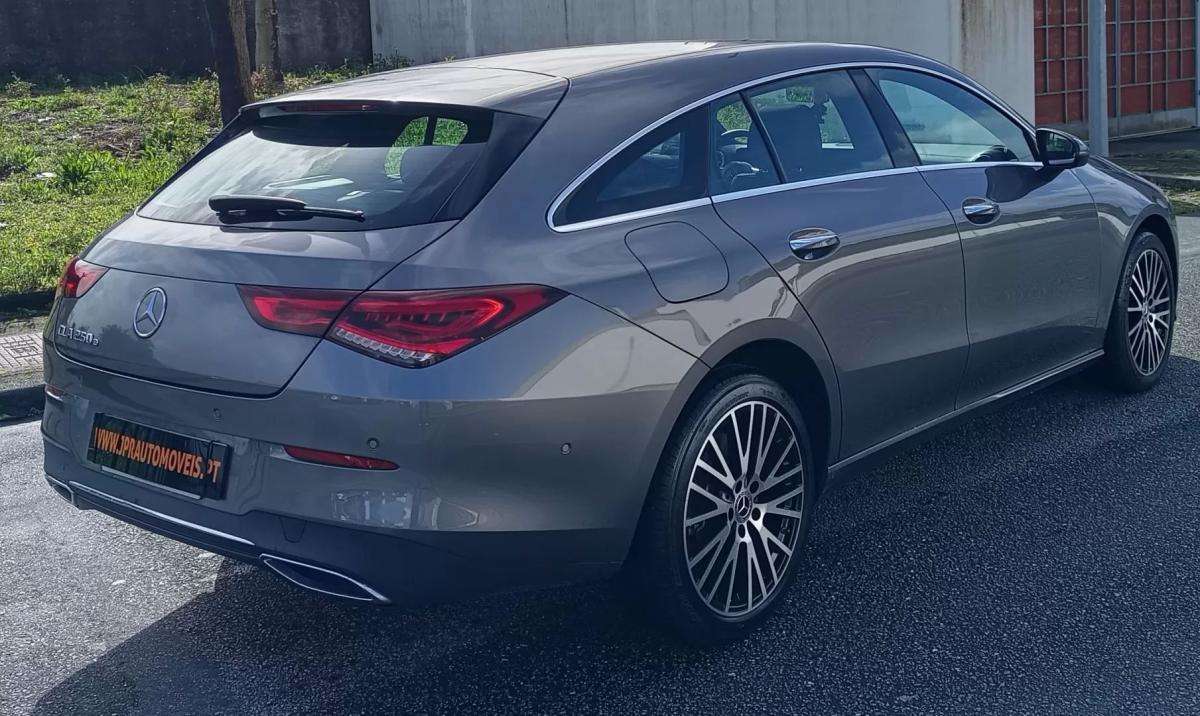 mercedes-benz-cla-2022-hibrido-1332cc