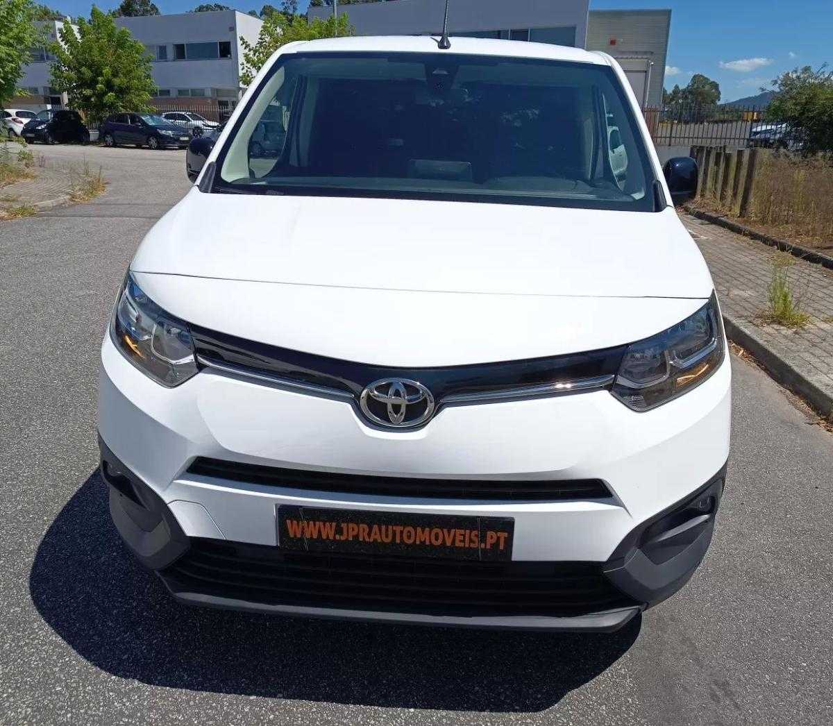 toyota-proace-city-2022-eletrico-0cc