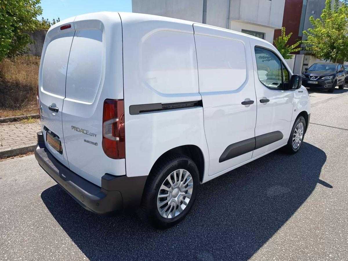 toyota-proace-city-2022-eletrico-0cc