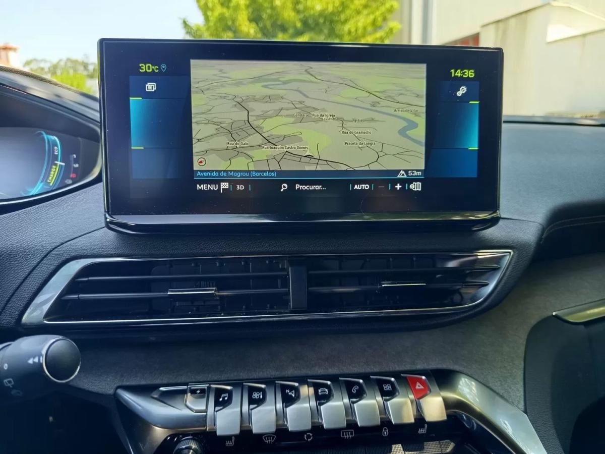 peugeot-3008-2023-hibrido-1598cc