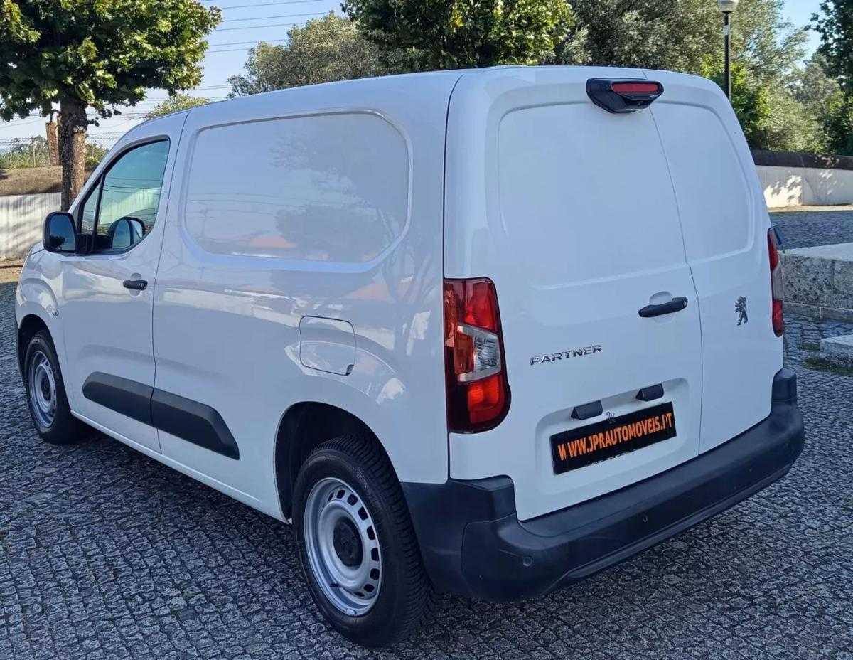 peugeot-partner-2019-diesel-1499cc