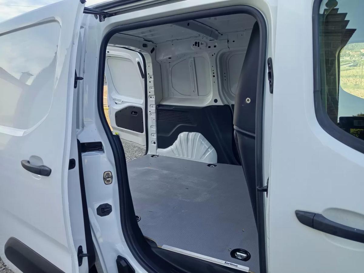 peugeot-partner-2019-diesel-1499cc