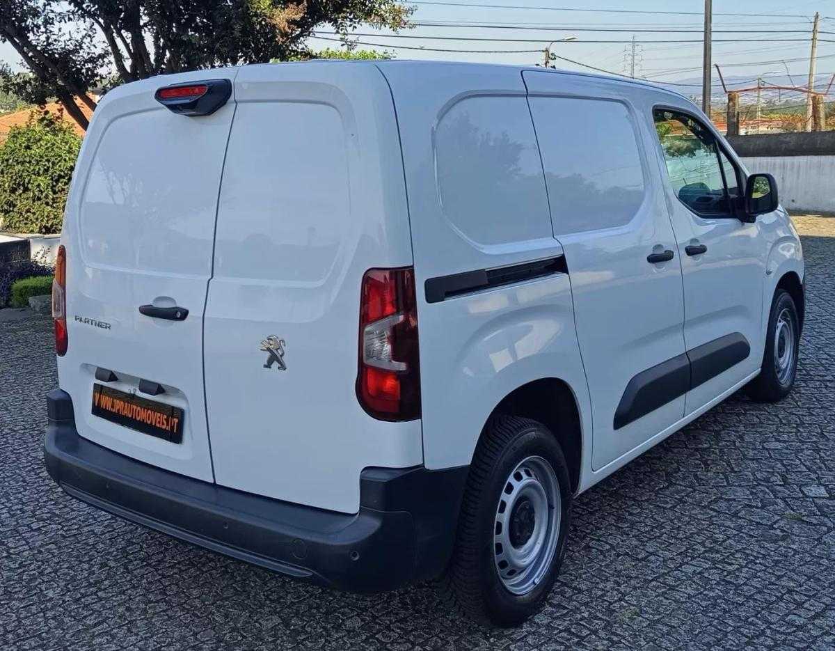 peugeot-partner-2019-diesel-1499cc