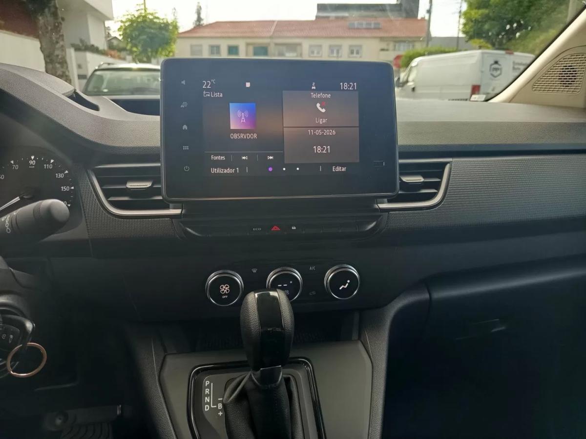 renault-kangoo-2022-eletrico-200cc