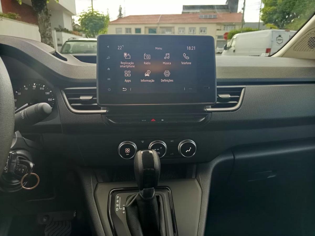 renault-kangoo-2022-eletrico-200cc