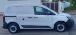 renault-kangoo-2022-eletrico-200cc