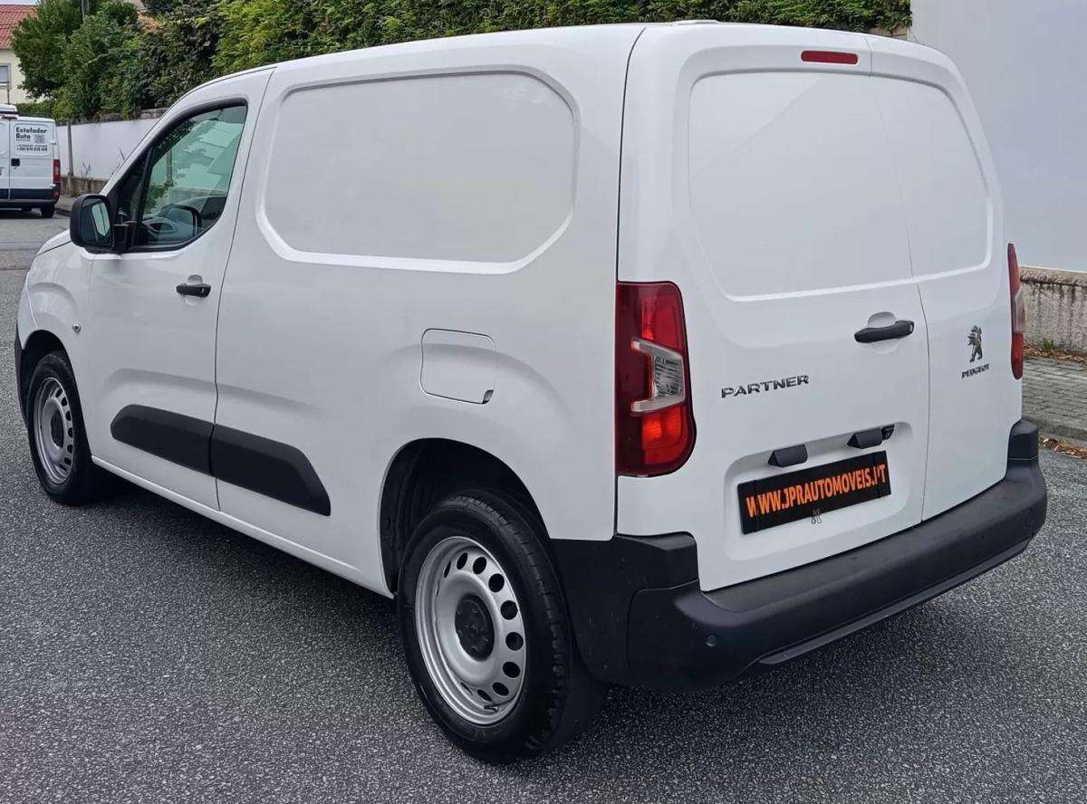 peugeot-partner-2020-diesel-1499cc