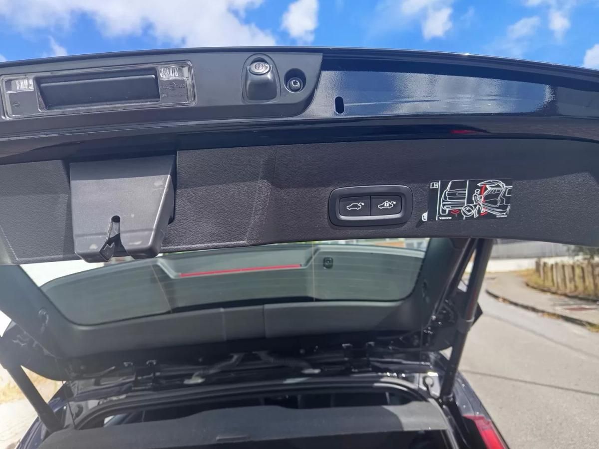 volvo-xc40-2020-hibrido-1477cc