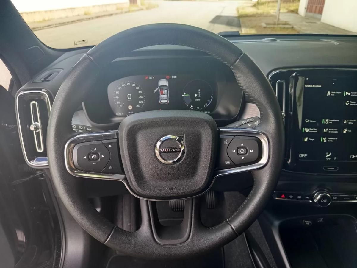 volvo-xc40-2020-hibrido-1477cc