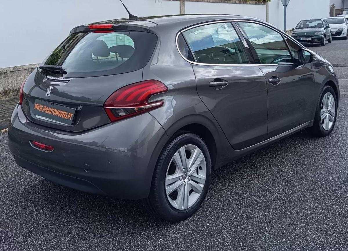 peugeot-208-2018-gasolina-1199cc