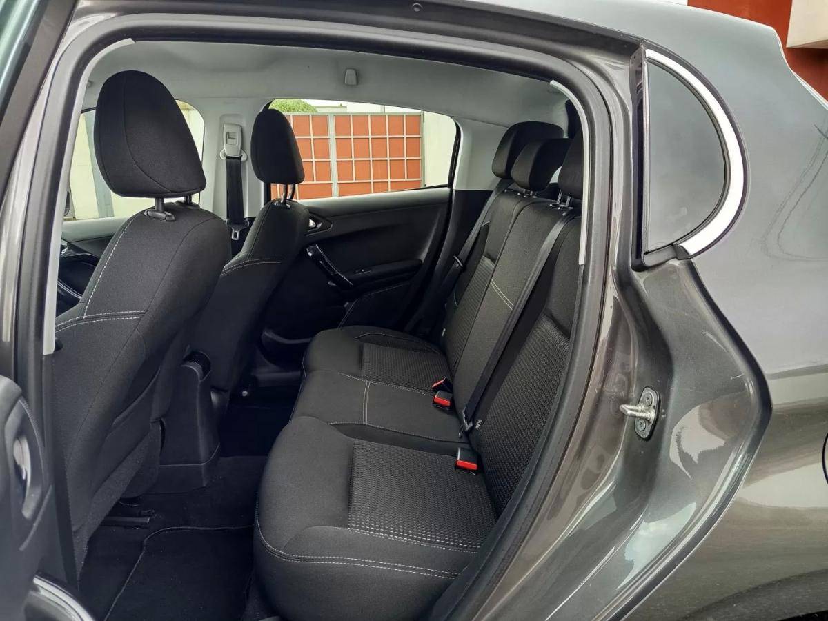 peugeot-208-2018-gasolina-1199cc