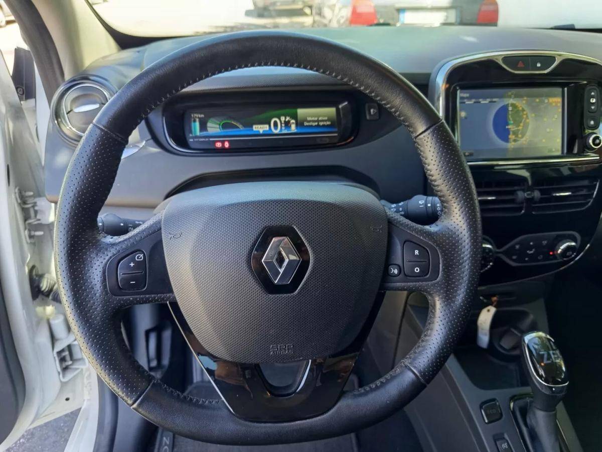 renault-zoe-2019-eletrico-200cc