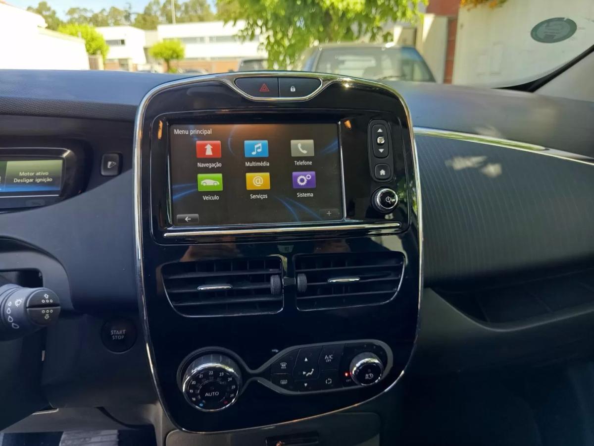 renault-zoe-2019-eletrico-200cc