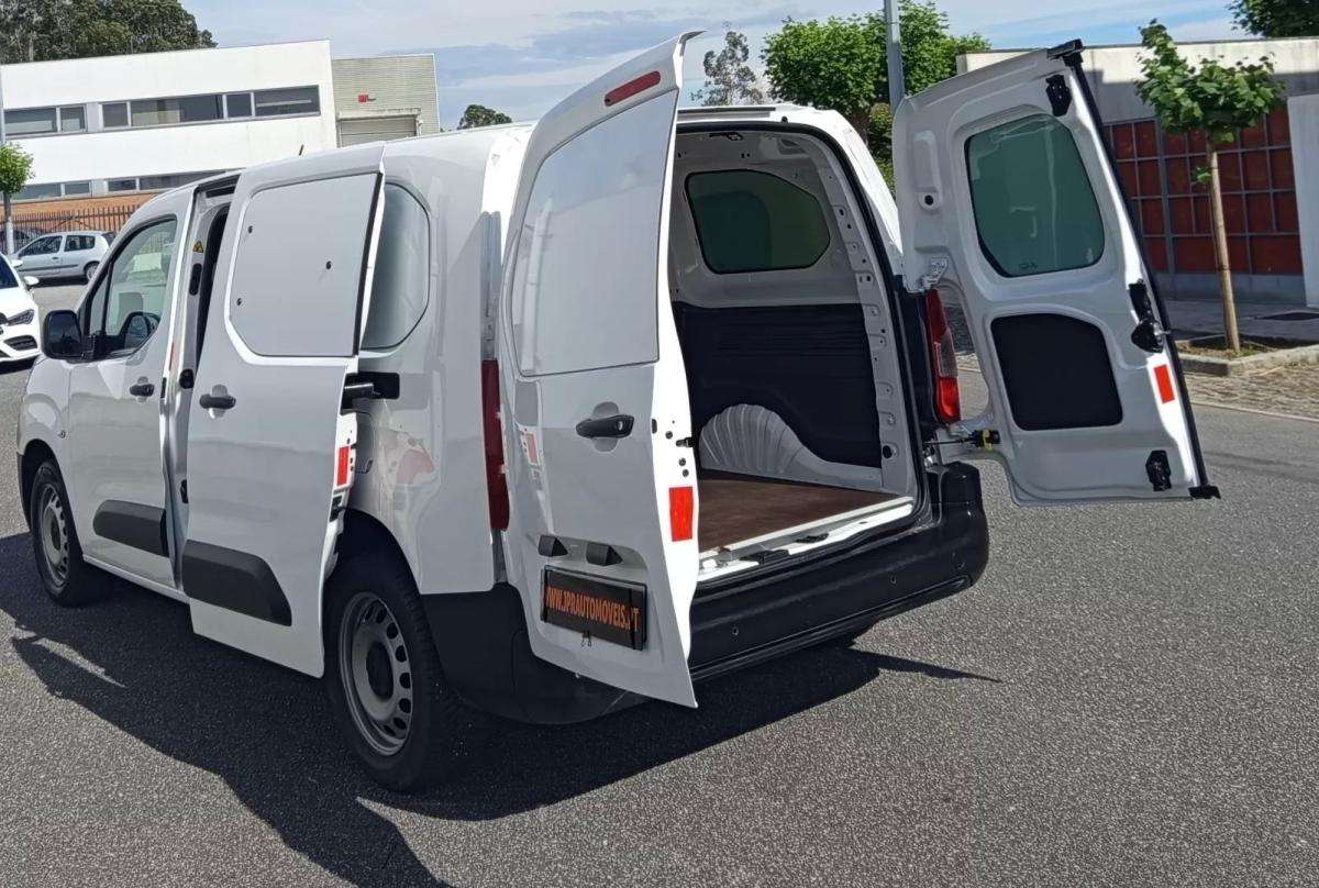 opel-combo-2021-diesel-1499cc