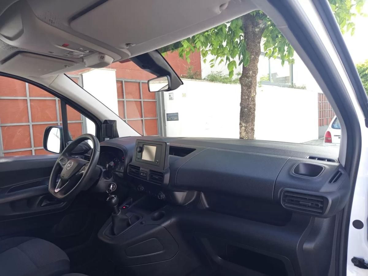 opel-combo-2021-diesel-1499cc
