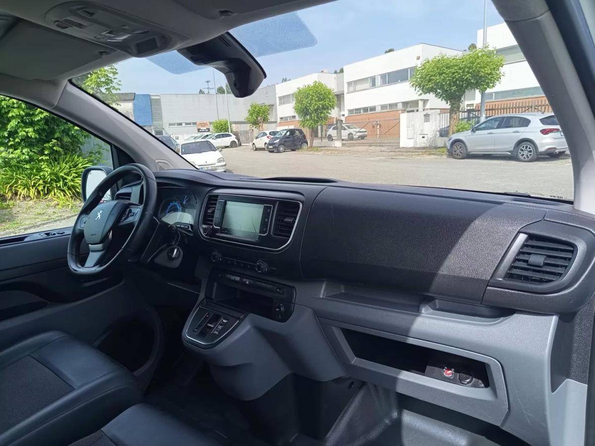 peugeot-expert-2023-eletrico-200cc