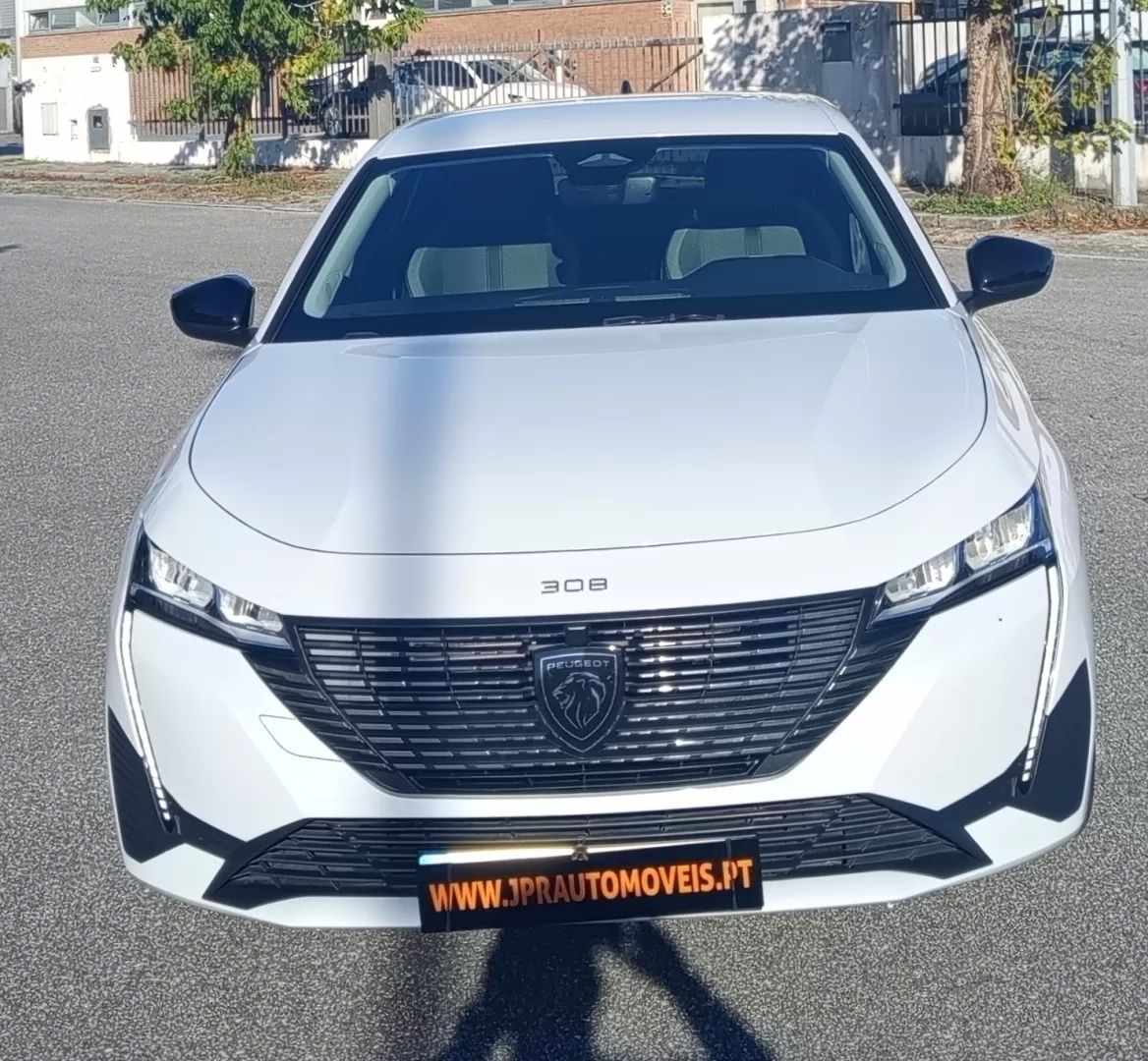 peugeot-308-2024-hibrido-1598cc