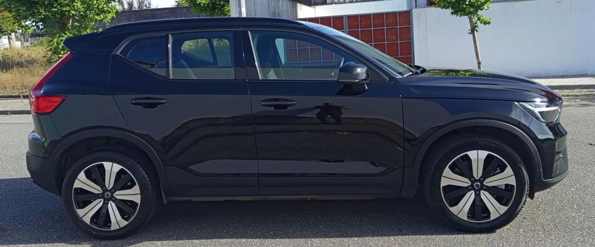 volvo-xc40-2023-eletrico-200cc