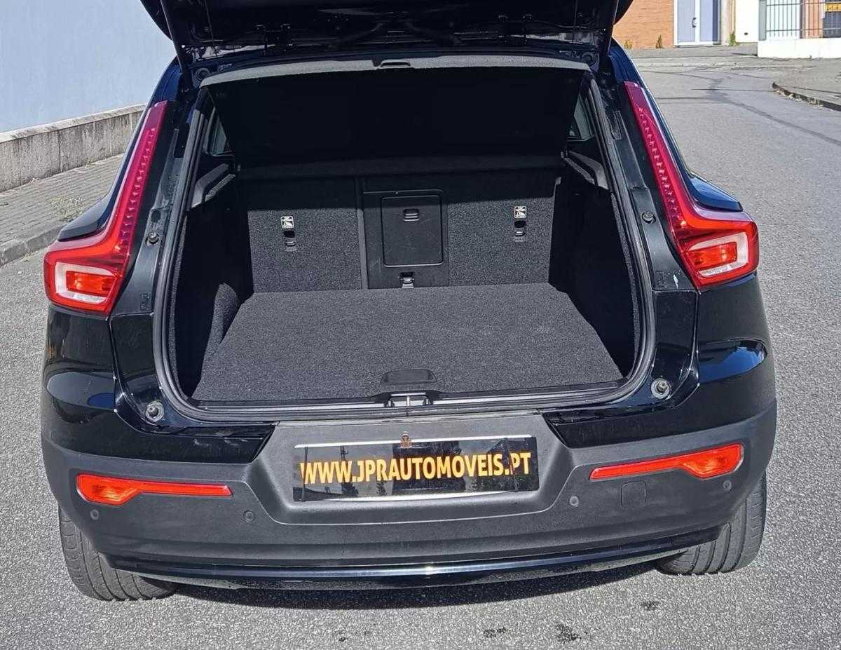 volvo-xc40-2023-eletrico-200cc
