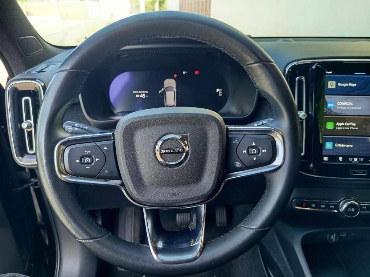volvo-xc40-2023-eletrico-200cc