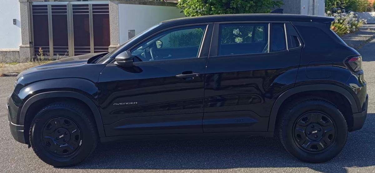 jeep-avenger-2024-eletrico-200cc
