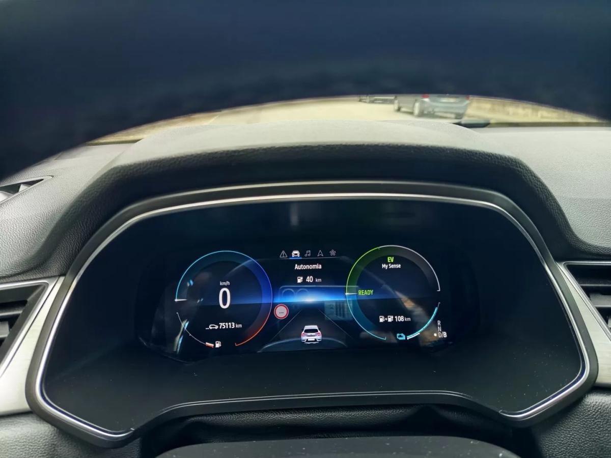 renault-captur-2021-hibrido-1598cc