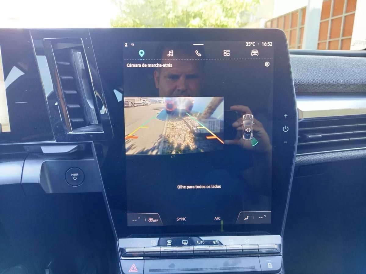 renault-megane-e-tech-2023-eletrico-0cc