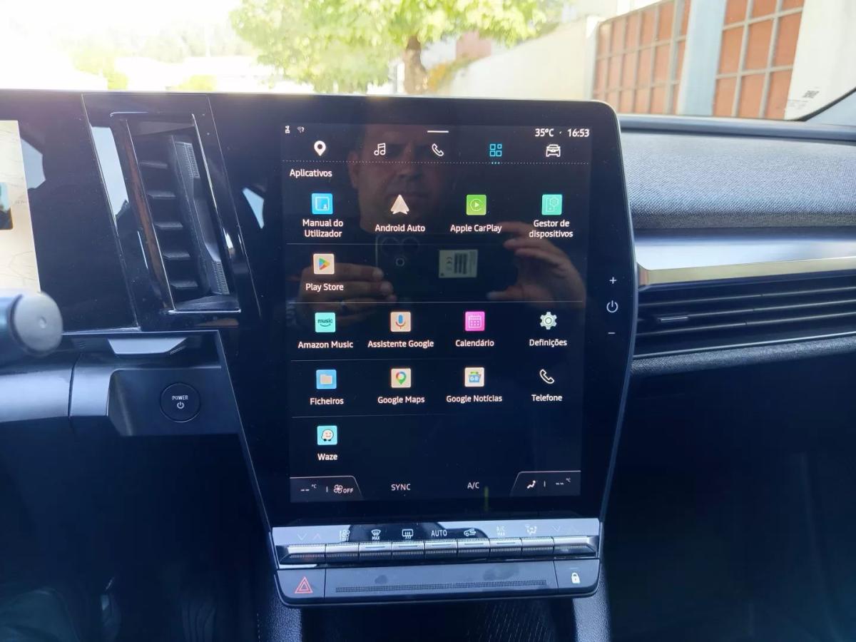 renault-megane-e-tech-2023-eletrico-0cc
