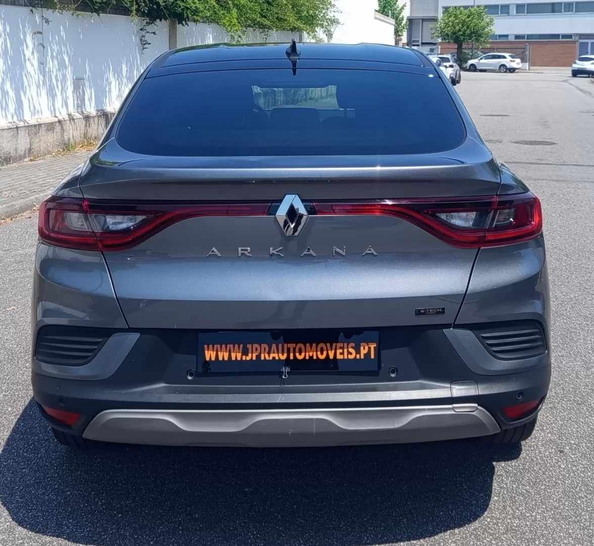 renault-arkana-2022-hibrido-a-gasolina-1598cc