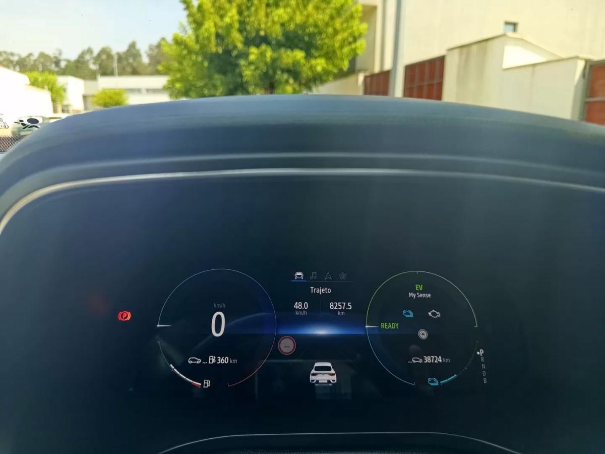 renault-arkana-2022-hibrido-a-gasolina-1598cc