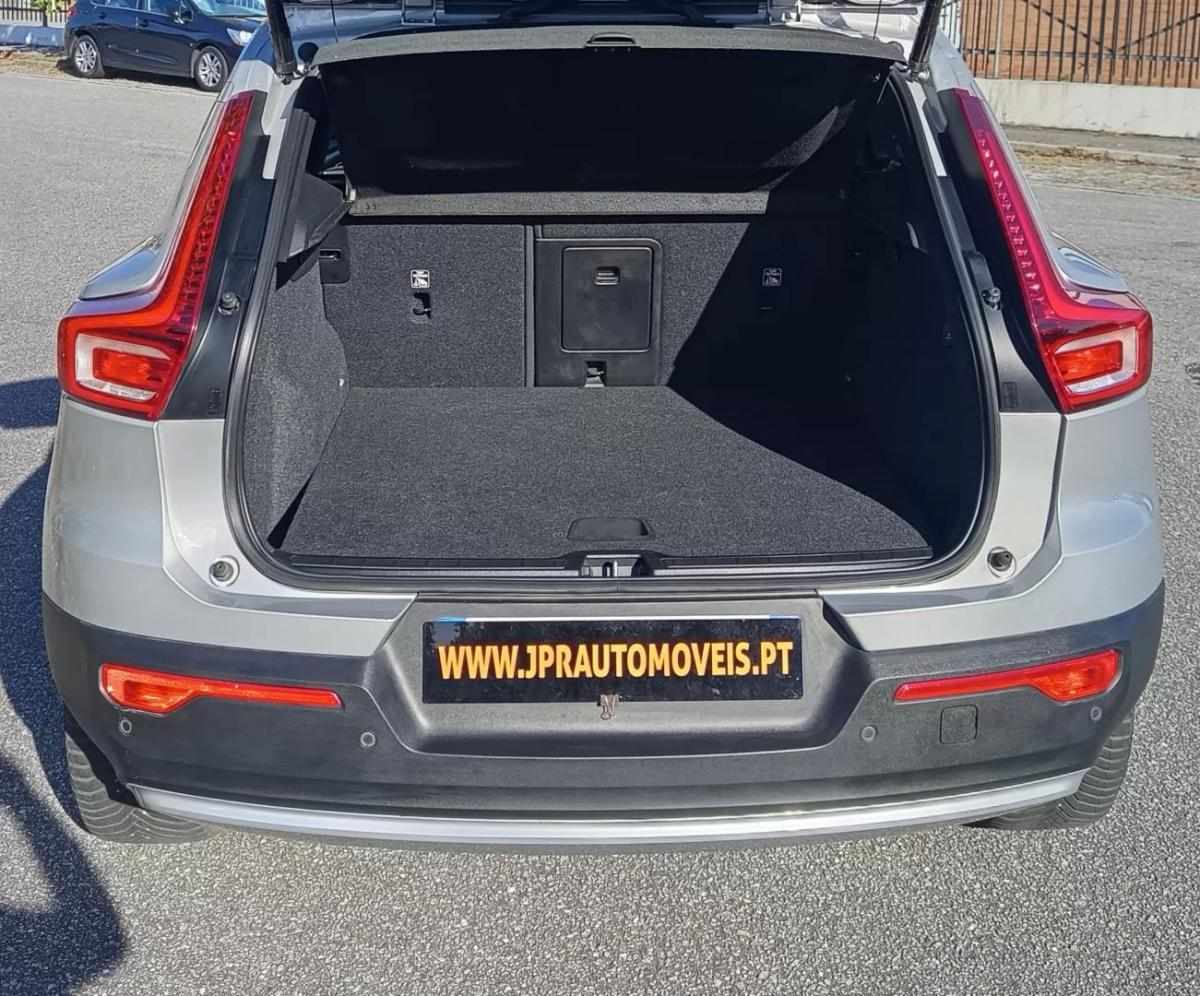 volvo-xc40-2023-hibrido-1477cc