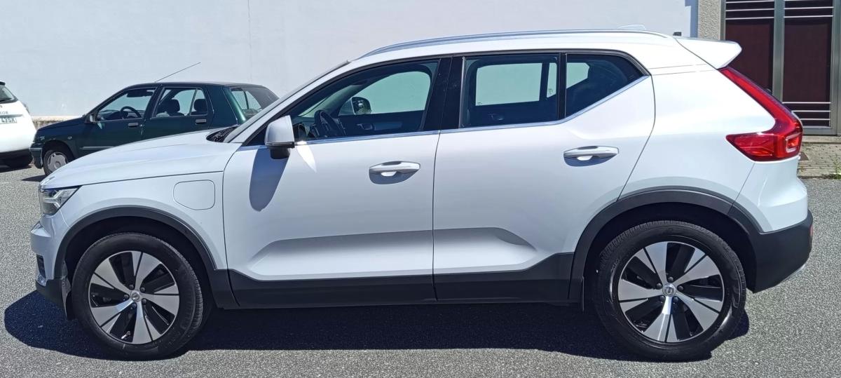 volvo-xc40-2022-hibrido-1477cc