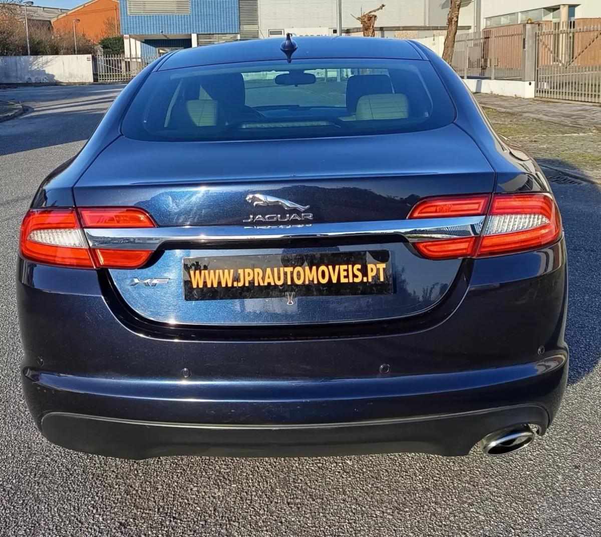 jaguar-xf-2014-diesel-2179cc