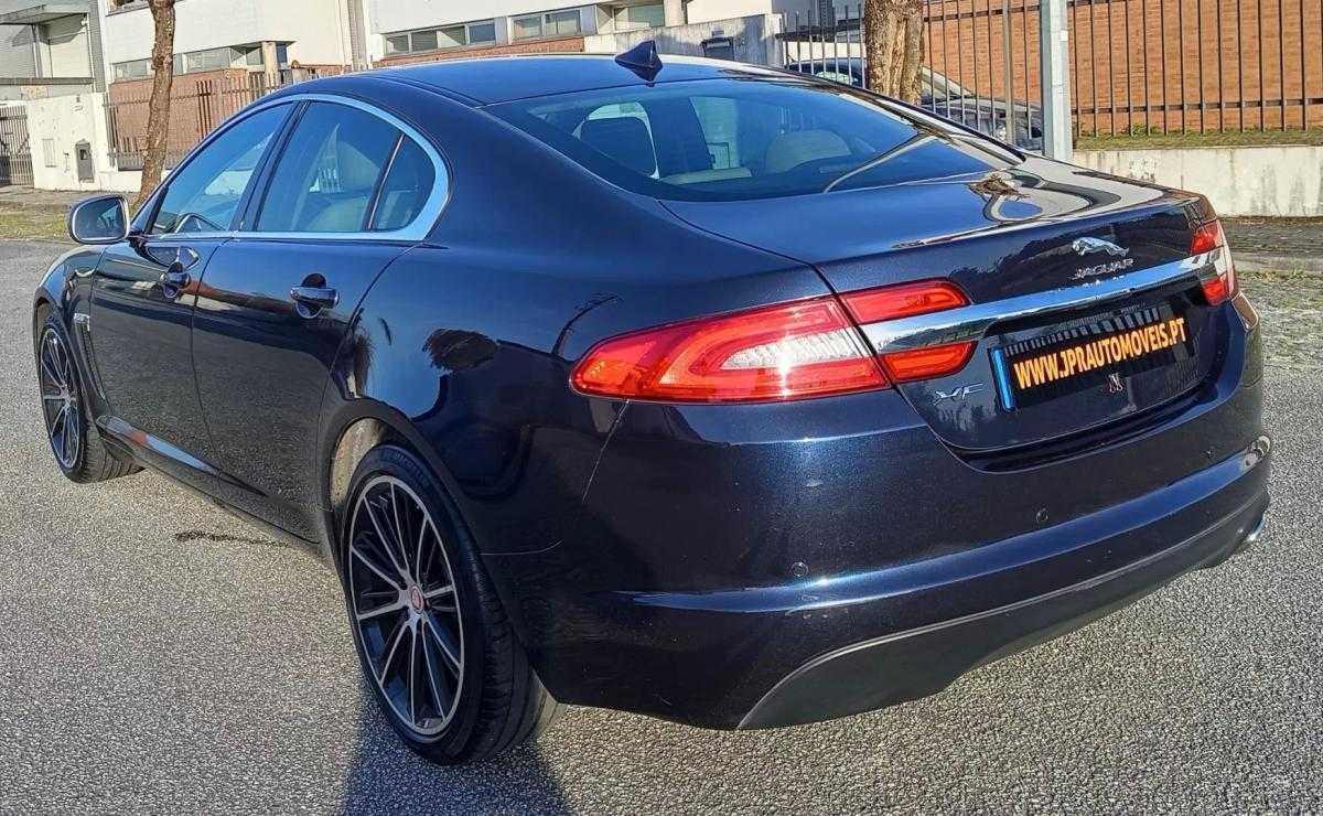 jaguar-xf-2014-diesel-2179cc