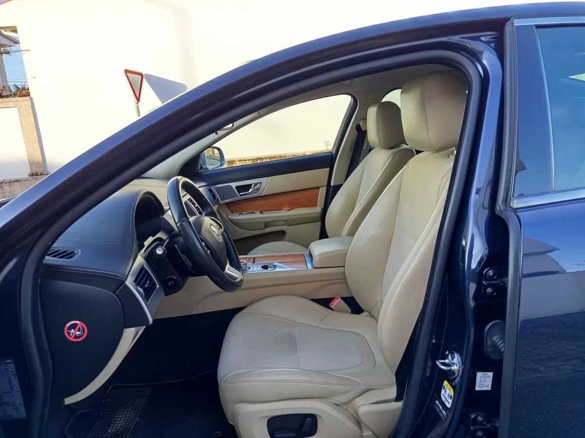 jaguar-xf-2014-diesel-2179cc