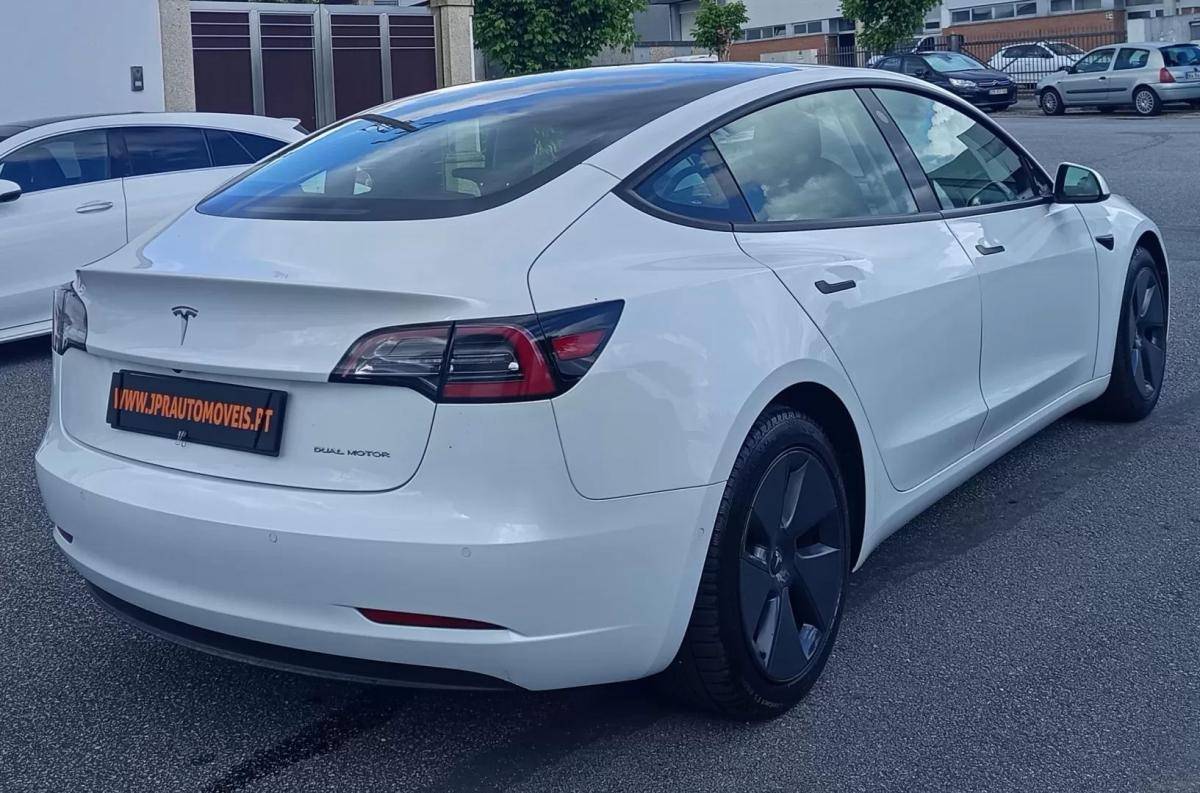 tesla-model-3-2021-eletrico-200cc