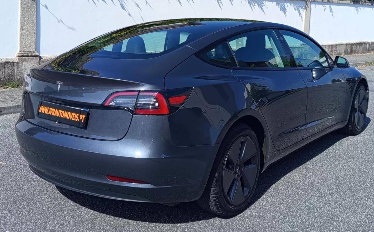 tesla-model-3-2022-eletrico-200cc