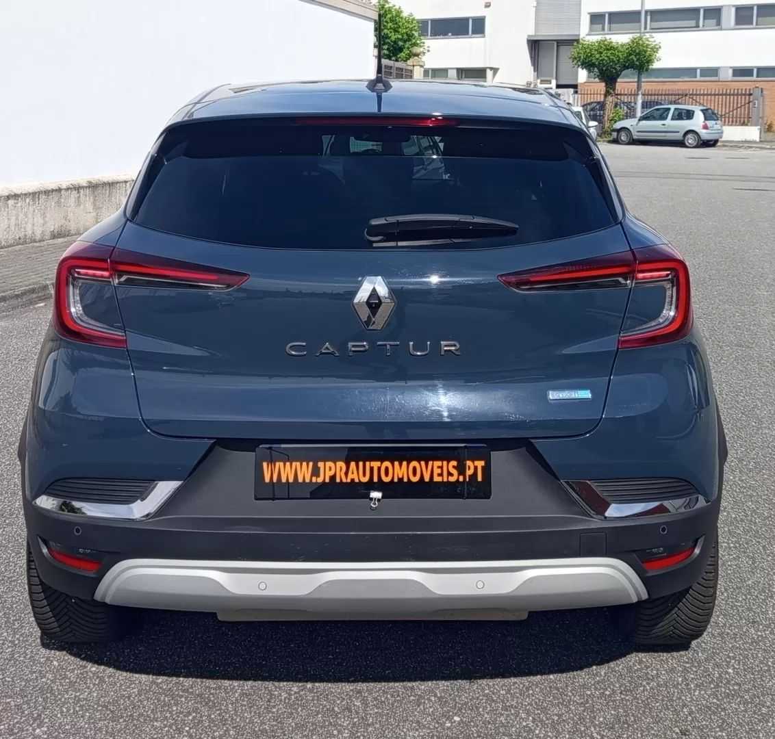 renault-captur-2022-hibrido-1598cc