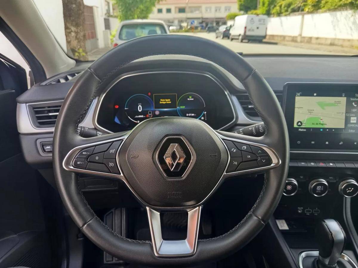 renault-captur-2022-hibrido-1598cc