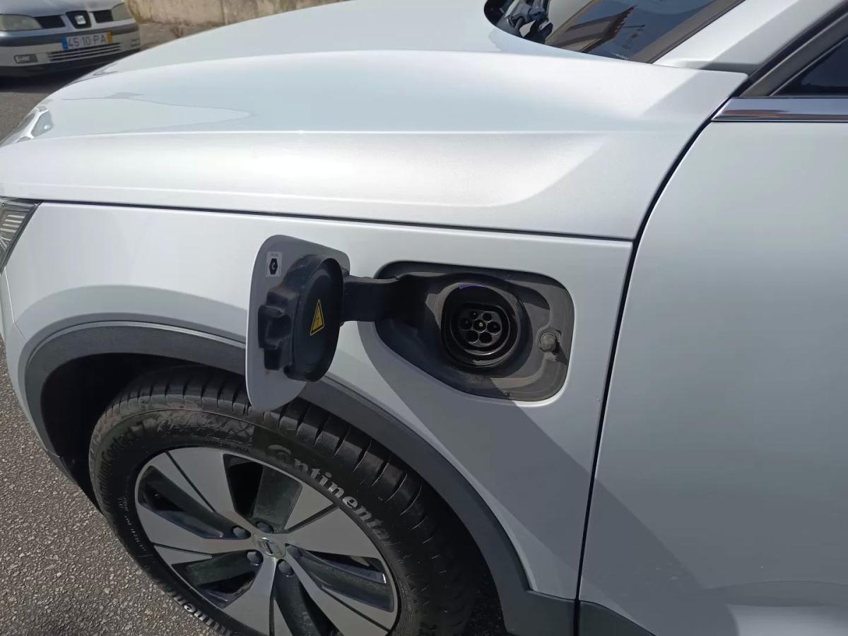volvo-xc40-2020-hibrido-1477cc