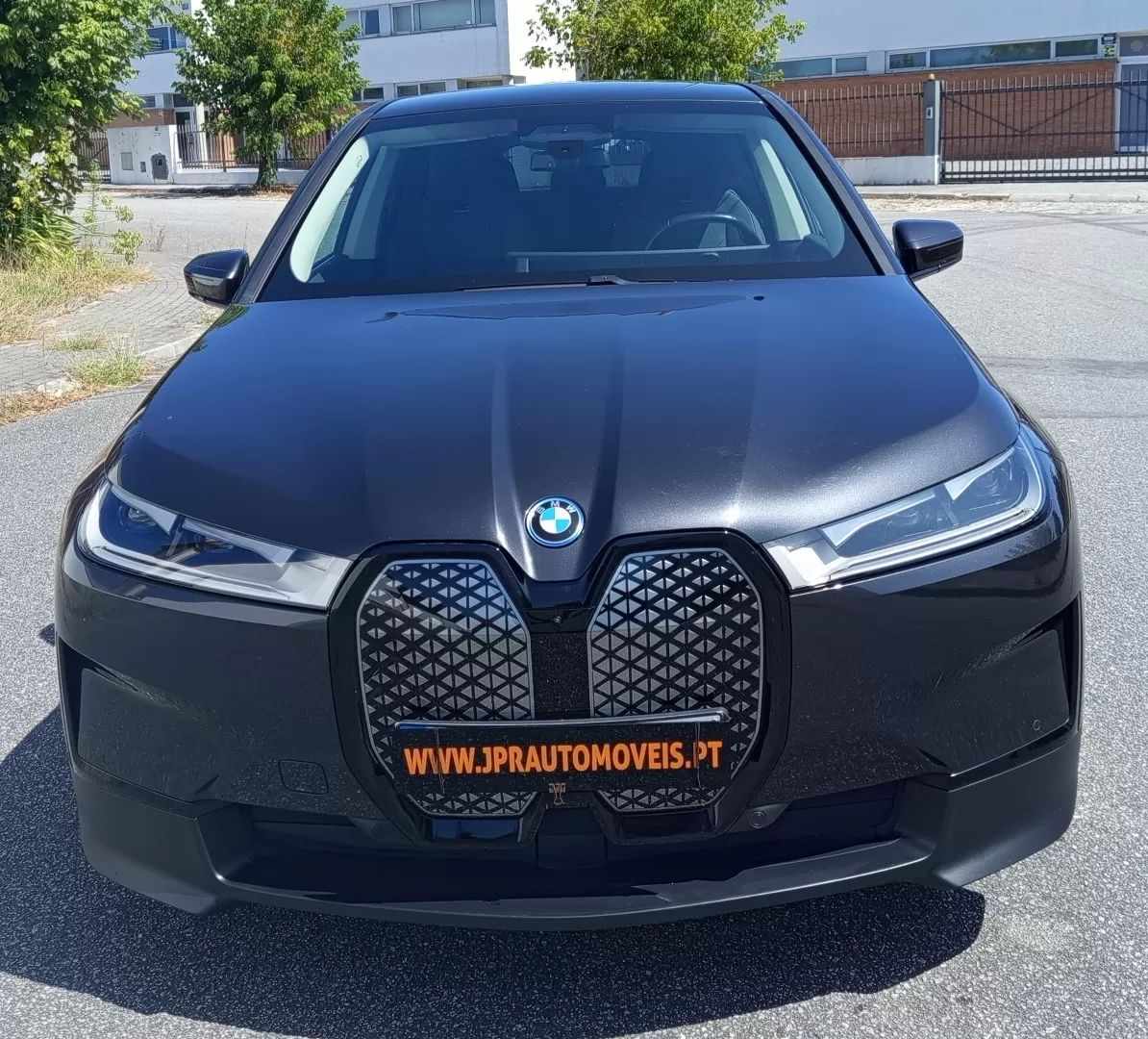 bmw-ix-2022-eletrico-200cc