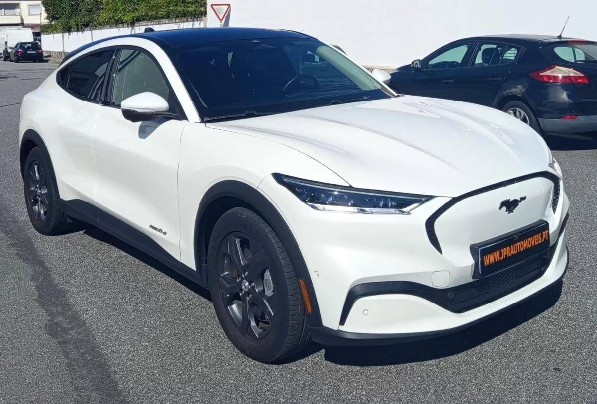 ford-mustang-mach-e-2021-eletrico-0cc