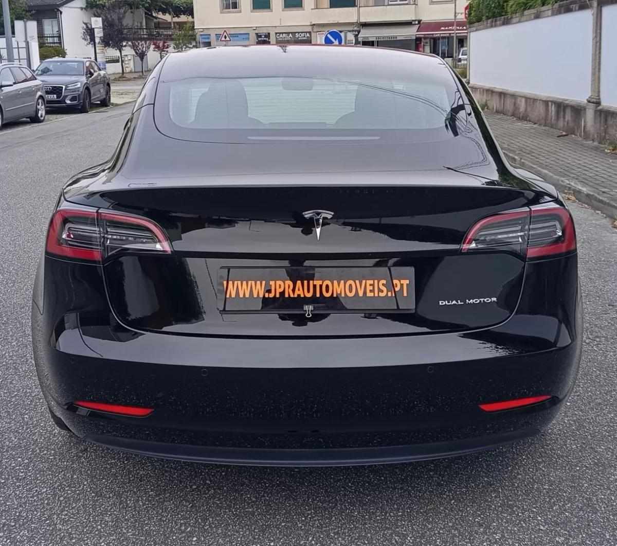 tesla-model-3-2021-eletrico-200cc