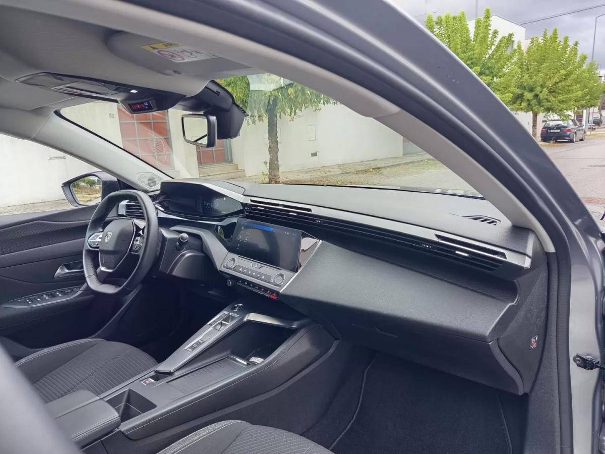 peugeot-308-sw-2023-hibrido-1598cc