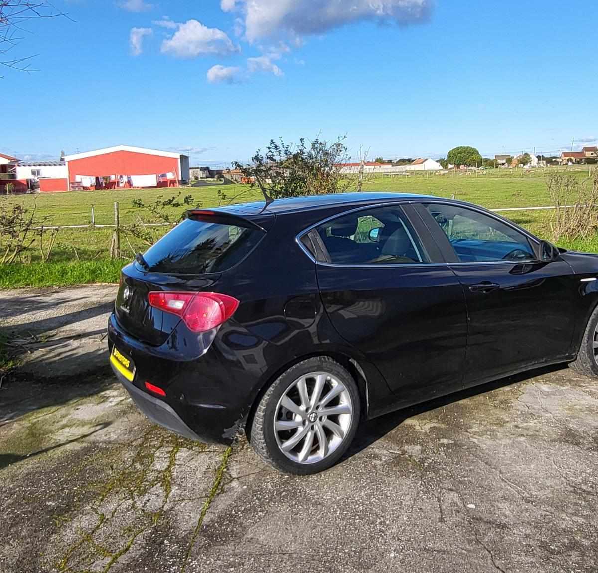 alfa-romeo-giulietta-1-6-jtdm-16v-2013-diesel-1598cc