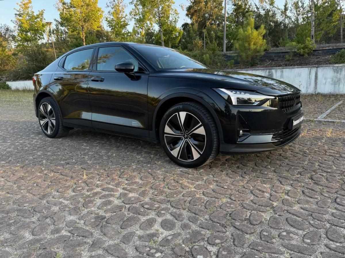 polestar-2-2022-eletrico-200cc