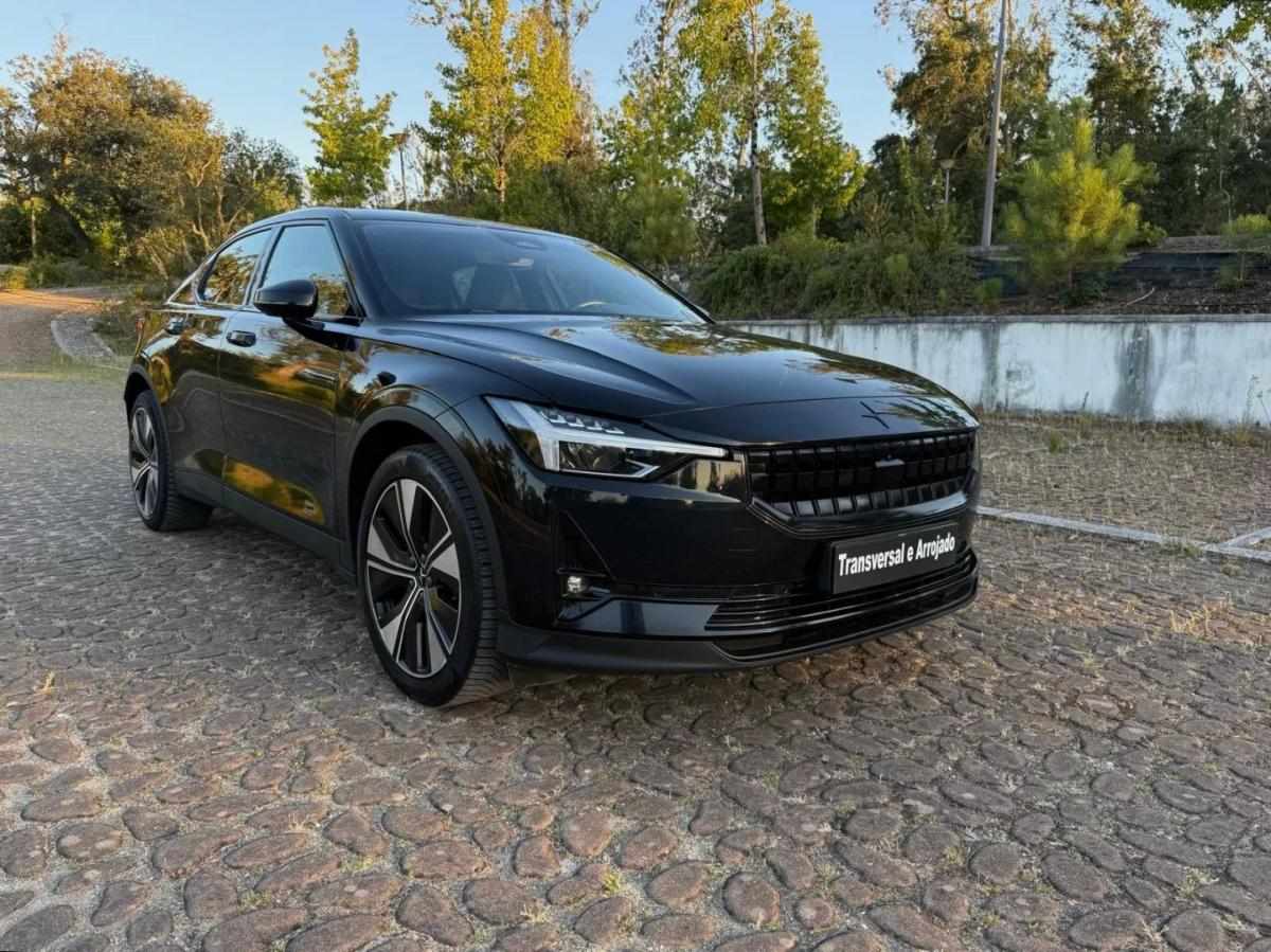 polestar-2-2022-eletrico-200cc