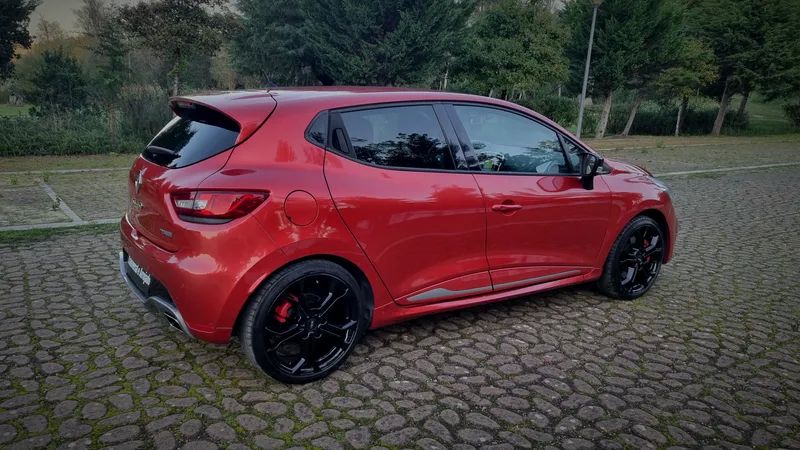 renault-clio-2014-gasolina-1618cc