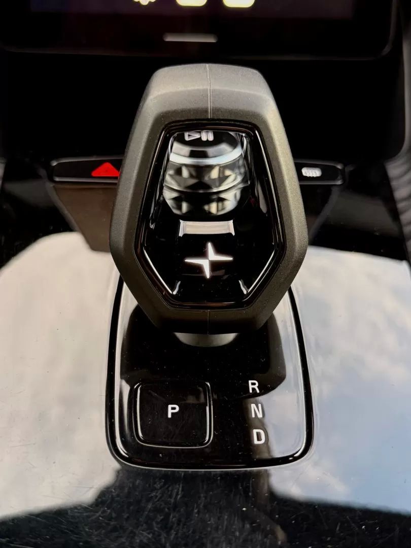 polestar-2-2022-eletrico-0cc
