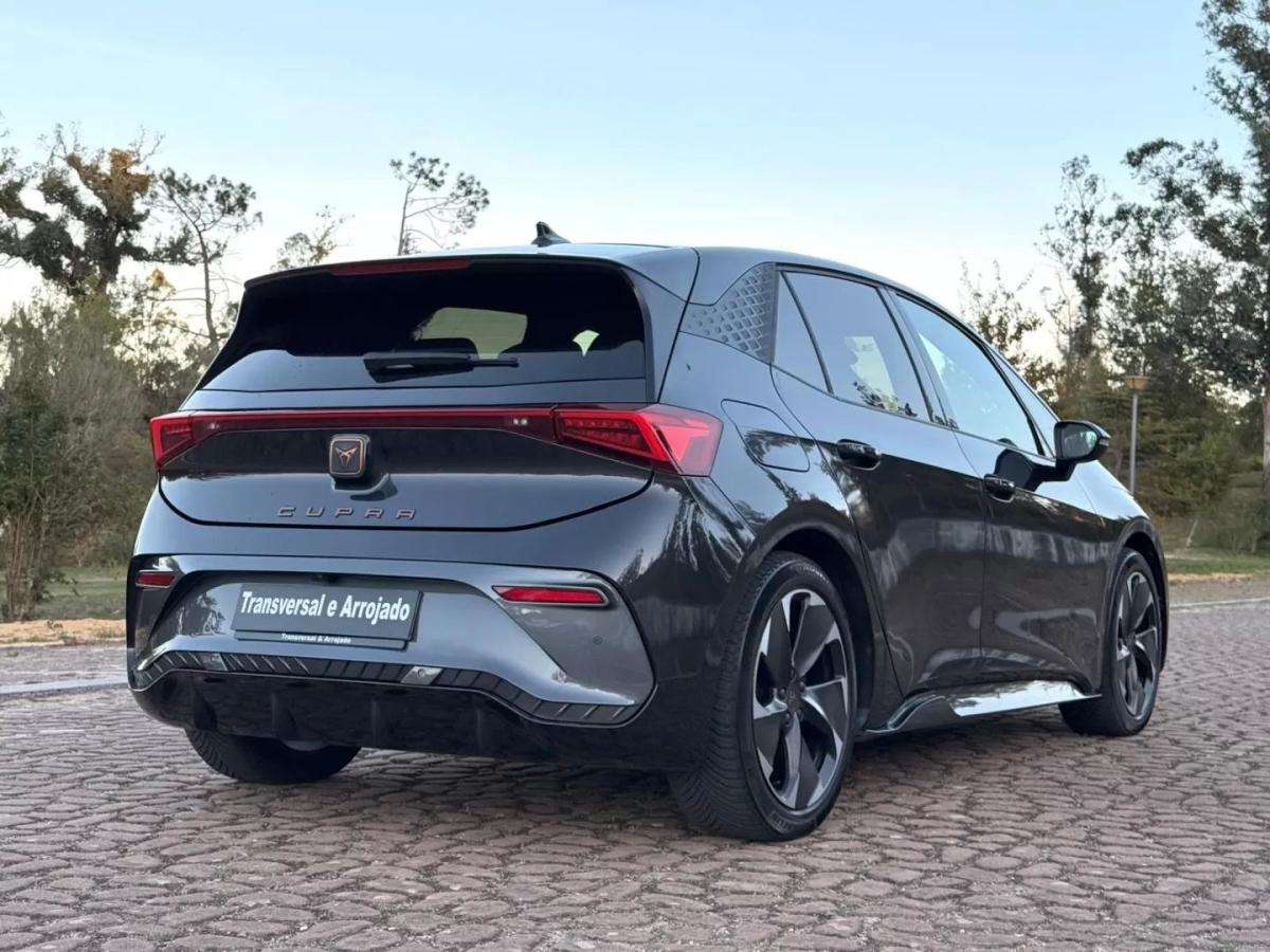 cupra-born-2023-eletrico-0cc